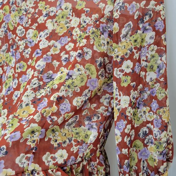 Soprano Floral Sheer Top with 3/4 Sleeves and Peplum, S - Picture 4 of 10